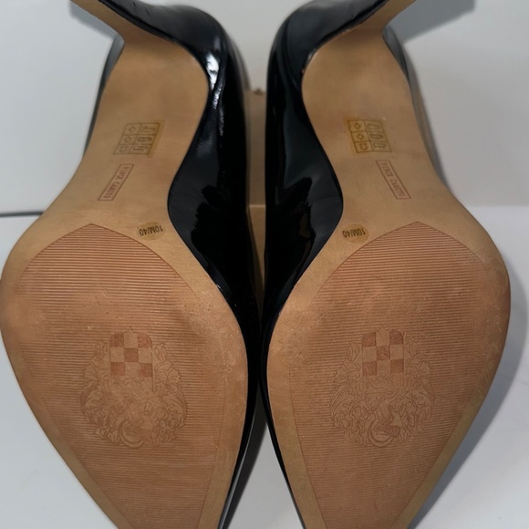 Vince Camuto size 10 black patent leather heels - Picture 5 of 5